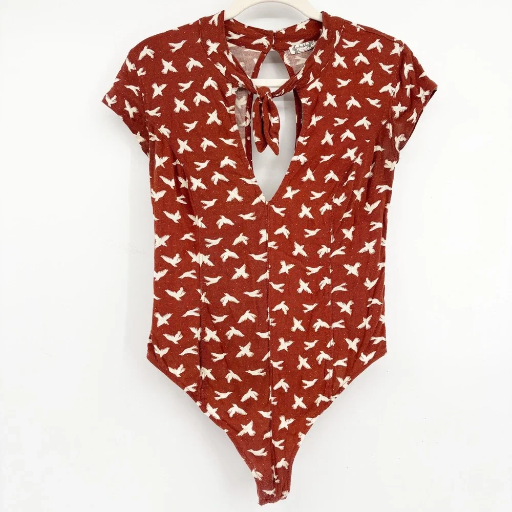 Free People Womens Billie Bird Print Boho Keyhole Open Back Bodysuit Rust Size S
